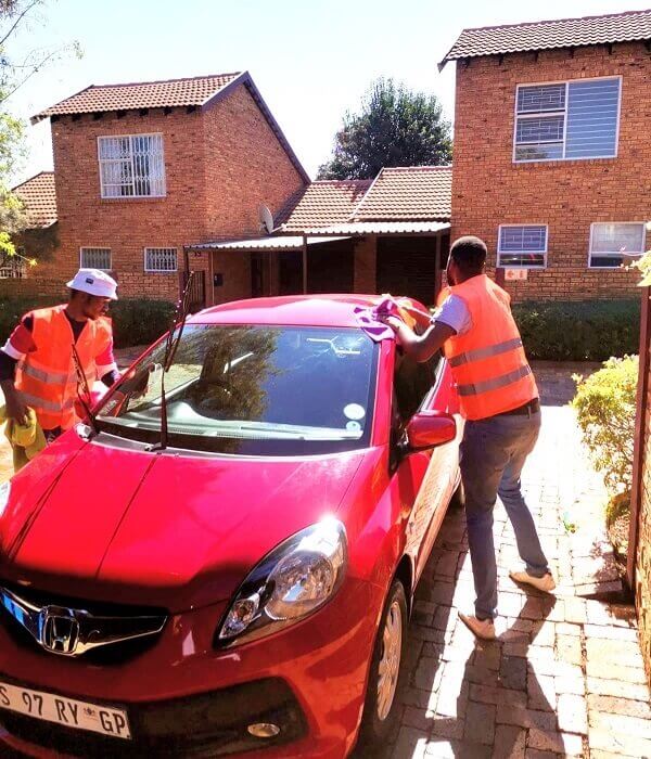 Mobile car wash